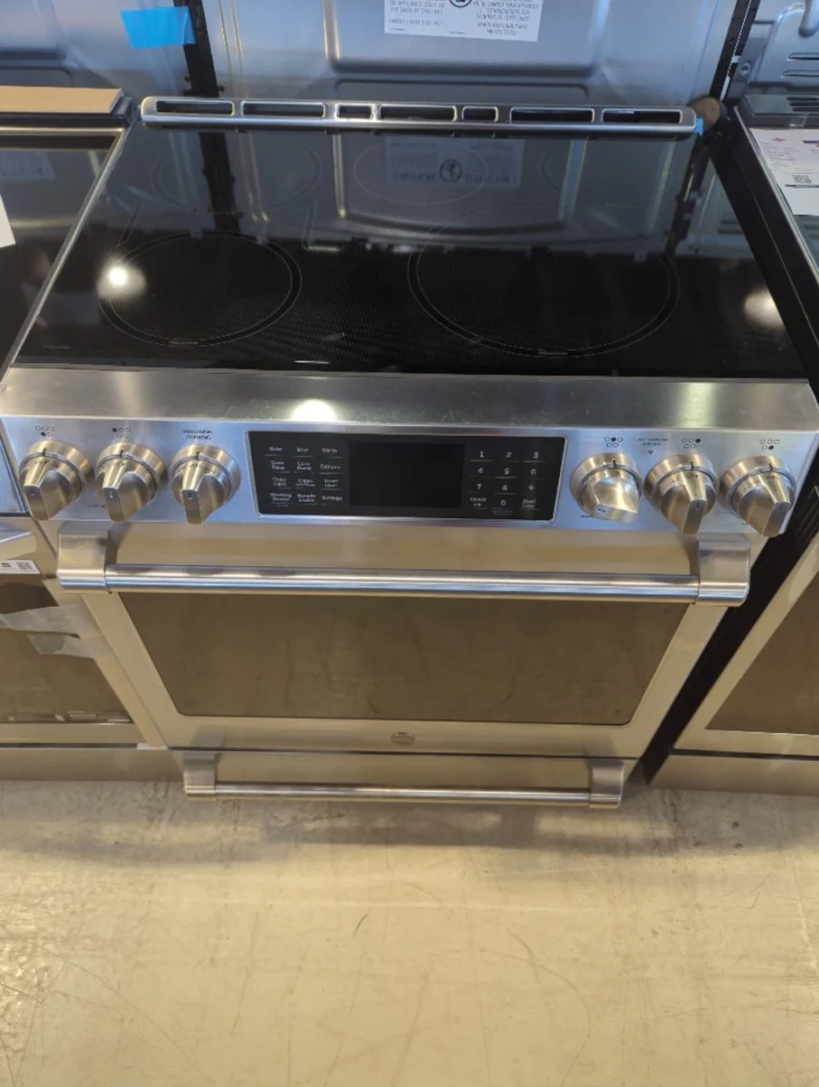 CCHS985SELSS - RANGES - Café - Electric - Stainless Steel - Open Box - Image 3