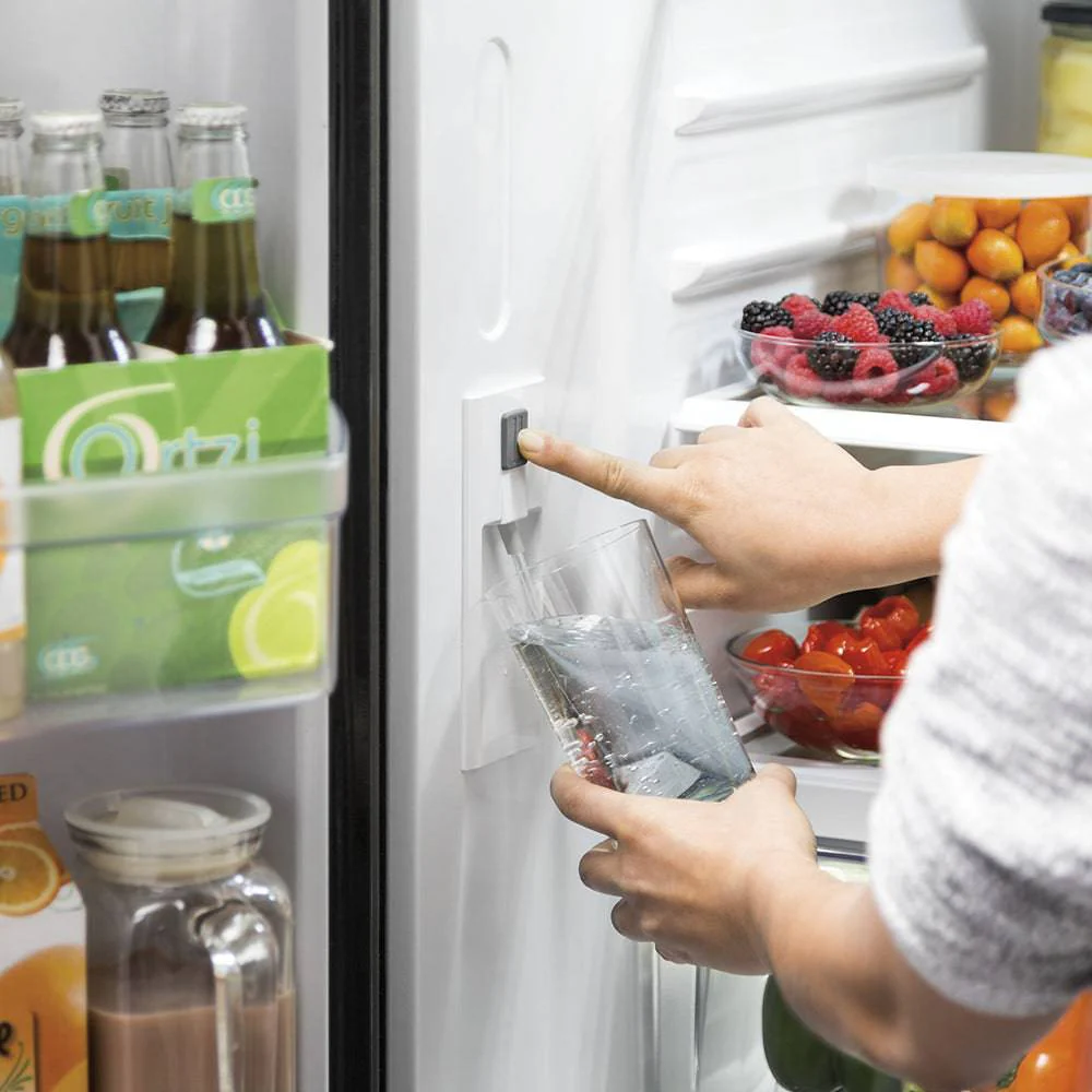 GNE27JYMFS - REFRIGERATORS - GE - French 3-Door - Stainless Steel - Open Box - Image 4