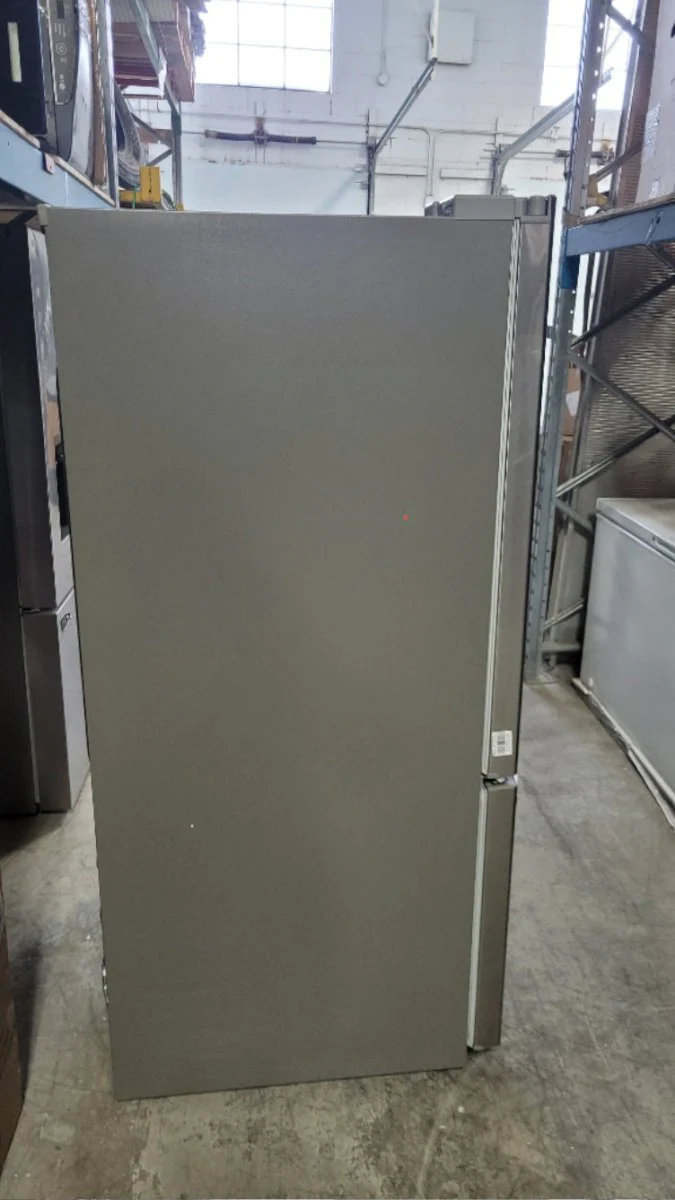 LF29T6000S - REFRIGERATORS - LG - French 3-Door - Stainless Steel - Open Box - Image 3