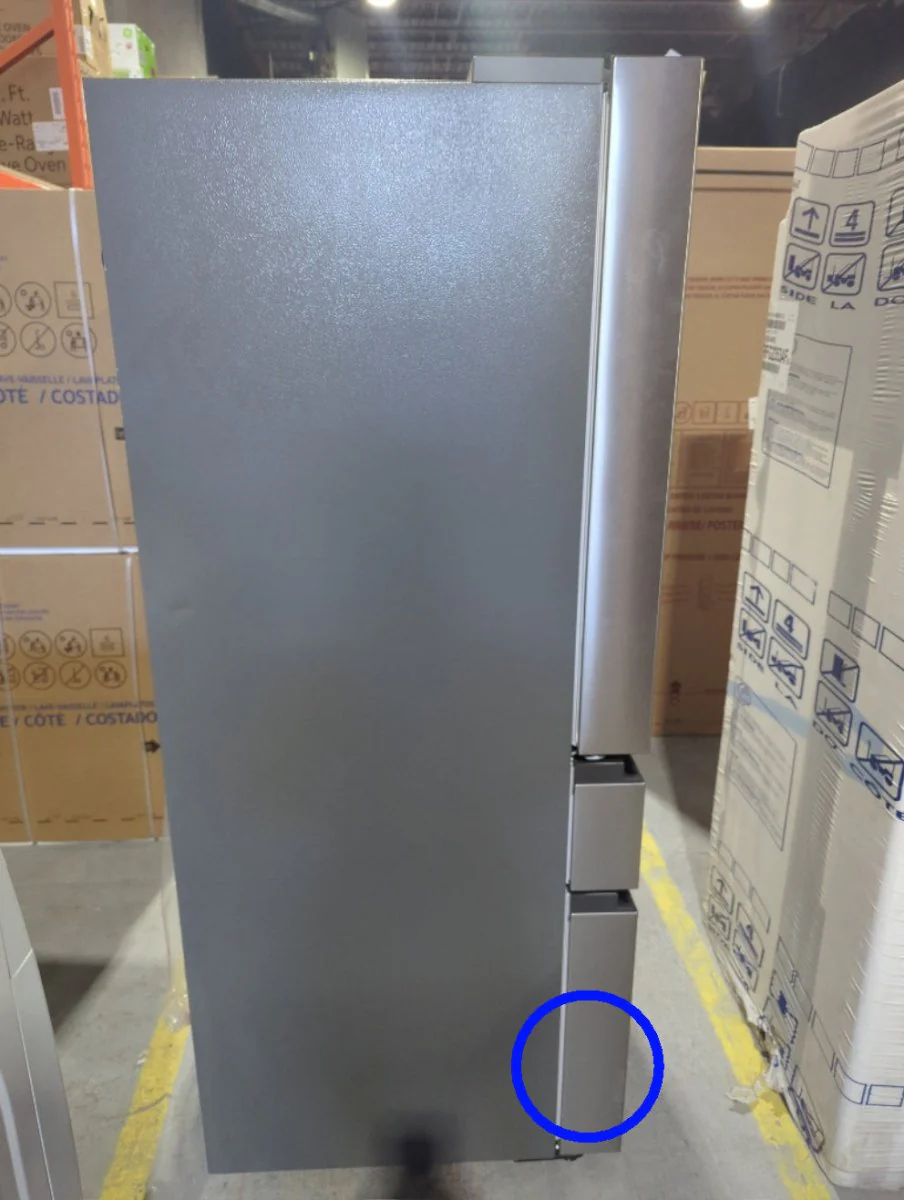 PRMC2285AF - REFRIGERATORS - Frigidaire Professional - French 4-Door - Stainless Steel - Open Box - Image 4