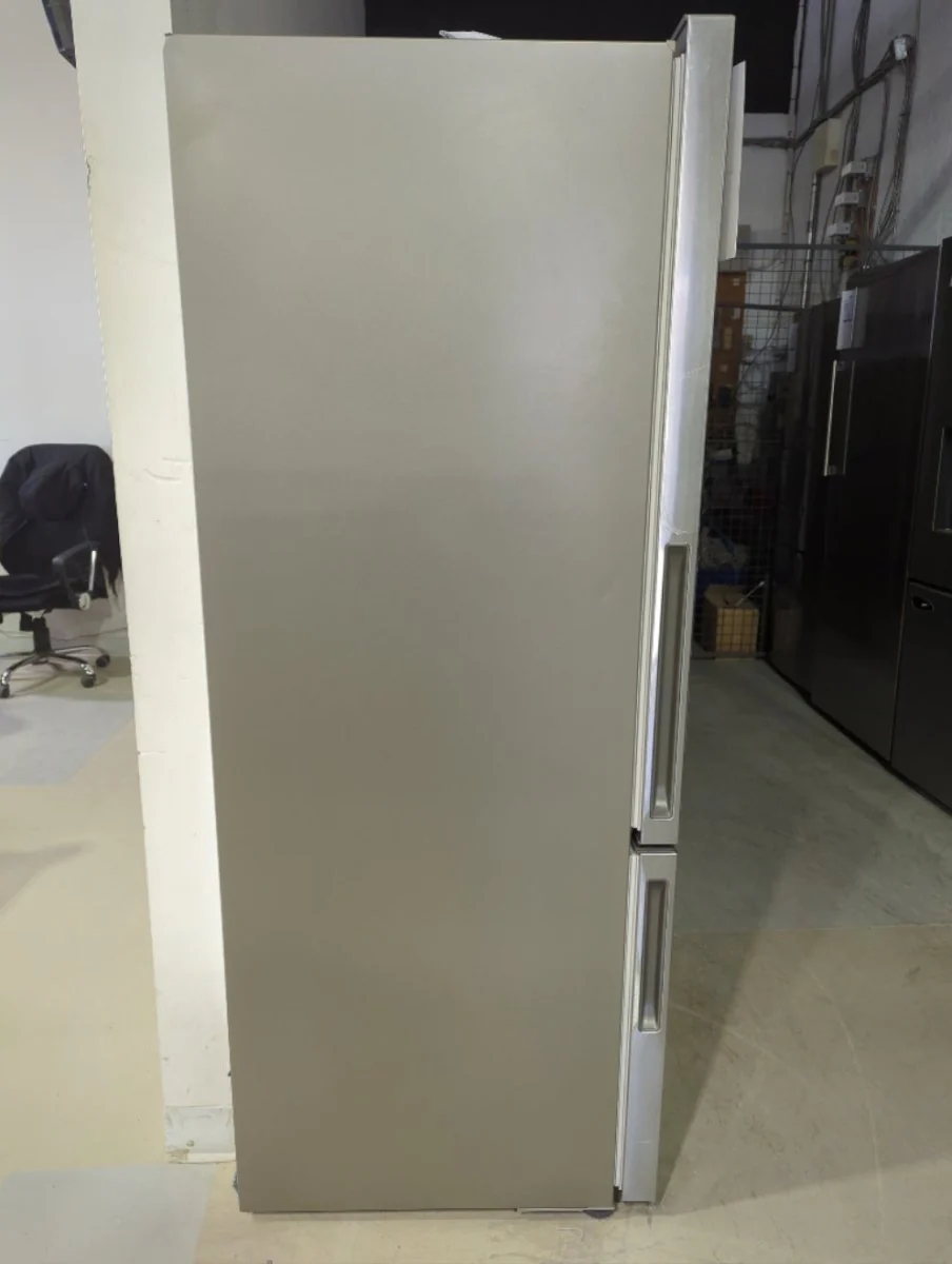 RF170BRPX6-N - REFRIGERATORS - Fisher & Paykel - Bottom Freezer - Stainless Steel - Open Box - Image 4