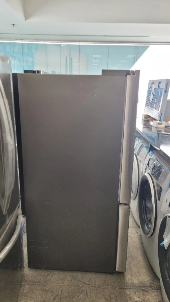 RF22A4111SR - REFRIGERATORS - Samsung - French 3-Door - Stainless Steel - Open Box - Image 3